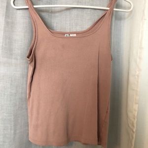 Light pink cropped tank top